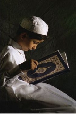 quran-boy-reading-thumb2.jpg